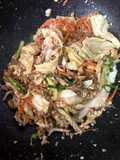 ผัดวุ้นเส้น