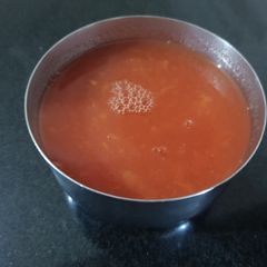 A picture of Instant tomato soup.