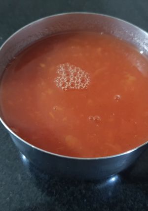 A picture of Instant tomato soup.