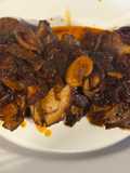 Cerdo al vino tinto