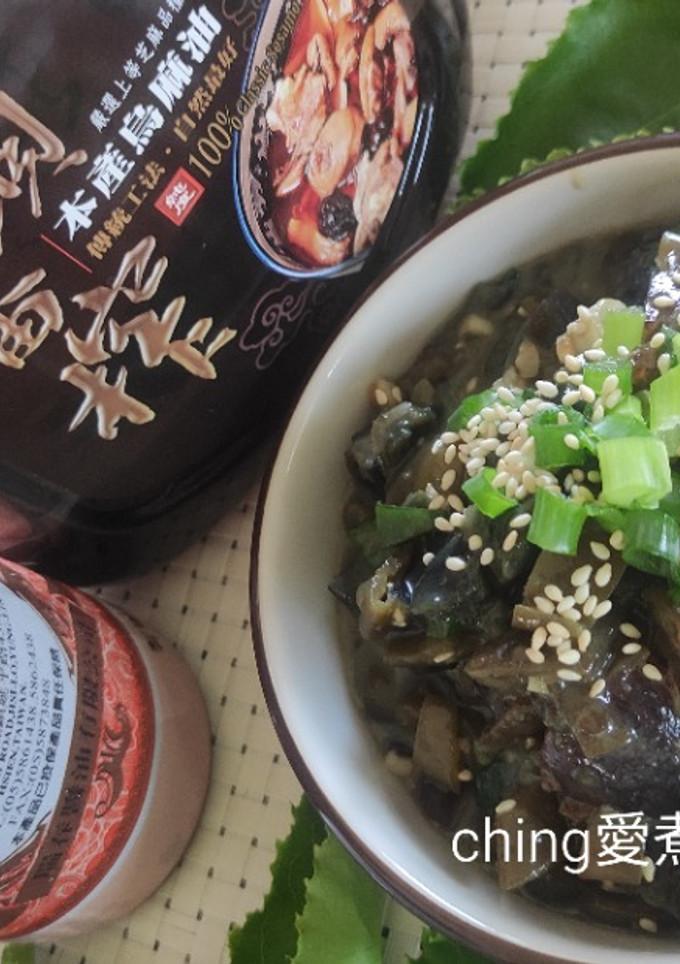 夏日小菜同樂會-涼拌剝皮辣椒皮蛋 的食譜成品照片