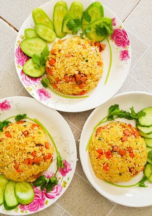 Hình của món Cơm chiên trứng.