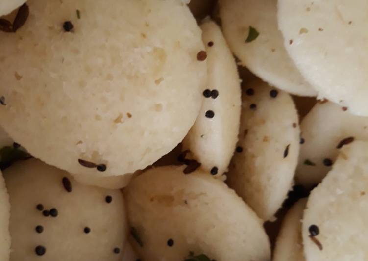 Tadka idli