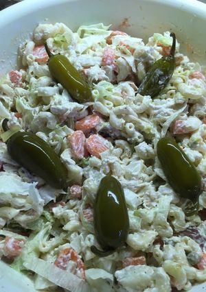Una foto de Ensalada de coditos con pollo 🍗 y verduras