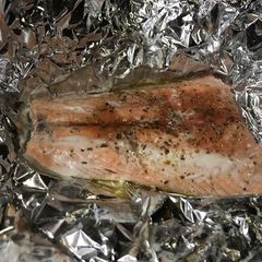 A picture of Oven baked salmon.