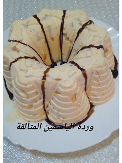 صورة لوصفة كيكة الايسكريم بذوق الخوخ