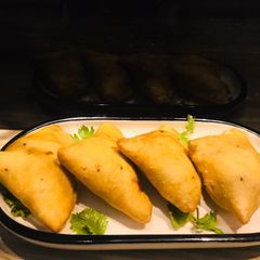 Mouth-watering samosa A picture of Mouth-watering samosa.