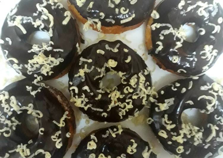Recipe of Award-winning Yummy eggless doughnuts 😊(easy n quick version)