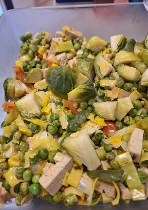 Une photo de Poêle de légumes au tofu