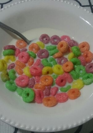 Una foto de Cereal con leche