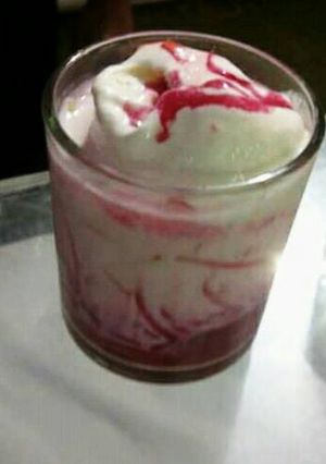 A picture of Malai strawberry lassi.