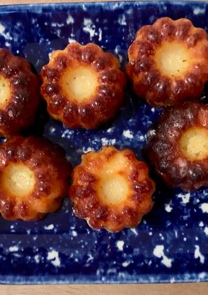 Une photo de Cannelés bordelais