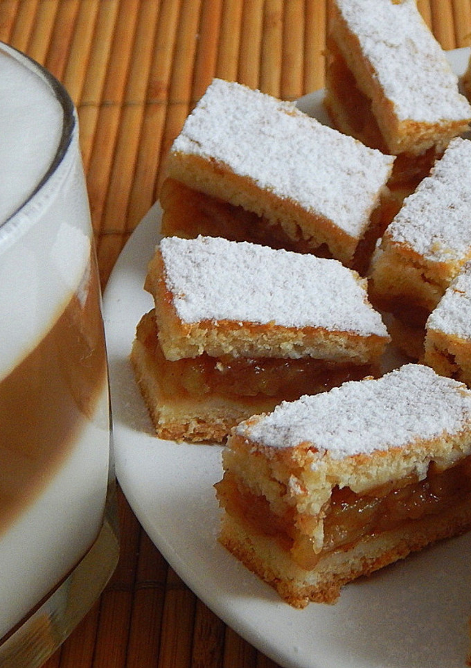 Almás pite recept fotója