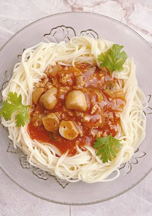 รูปของ สปาเกตตี้คุณหมู 🐽 / Spaghetti with tomato sauce_Local Thai Style 🇹🇭