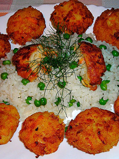Una foto de Albóndigas vegetales sobre arroz
