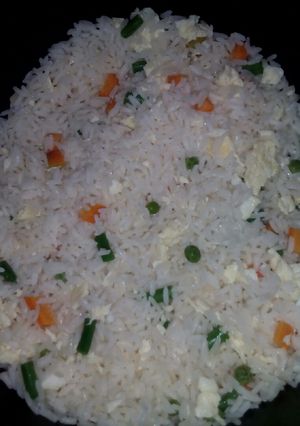 A picture of Vegetable and scramble egg rice.