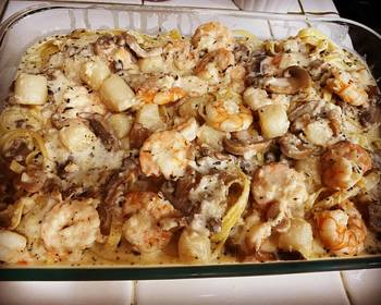 Popular Cuisine ShrimpScallops  Mushroom Fettuccine Very Delicious