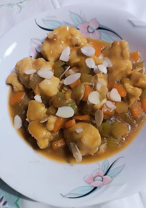 Foto di Bocconcini di Pollo alle Mandorle con Salsa di Soia