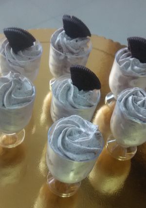 A picture of Oreo mousse.