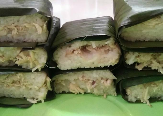 Lemper isi ayam