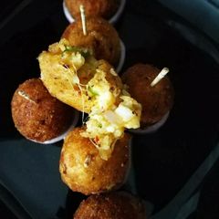 A picture of Poha Cheese Balls.