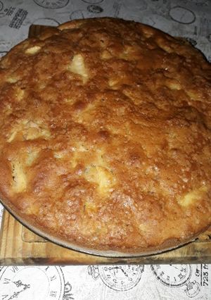 Una foto de Torta baja de manzana y banana 🍌🍎