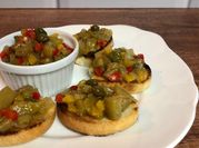 Una foto de antipasto de vegetales
