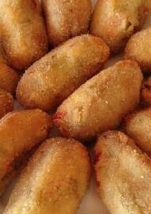 Una foto de Croquetas de pescado y cebolla