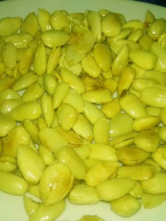 Una foto de Almendras Fritas Saladas