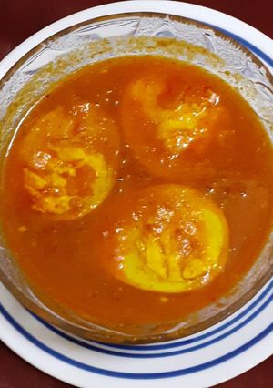 A picture of Egg Curry.