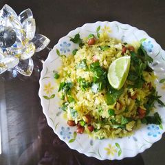 A picture of Kanda poha.