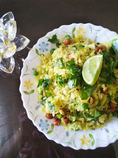 A picture of Kanda poha.