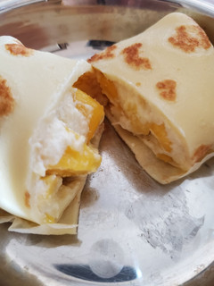 A picture of Mango pancake.