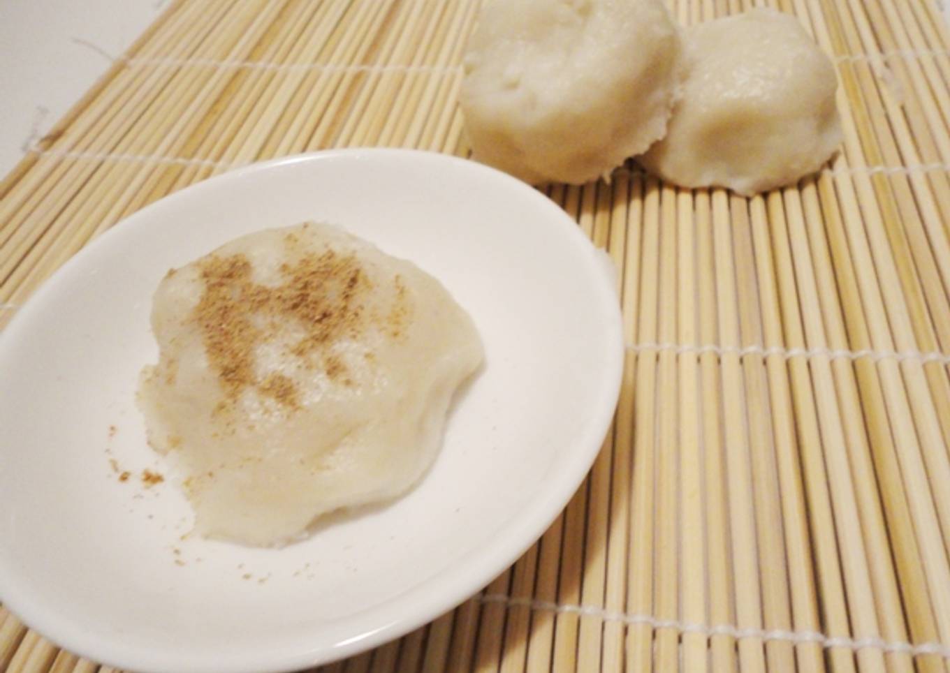 Rice Kolakata (Steamed Rice Balls)