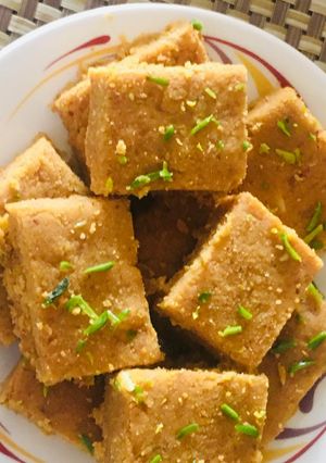 मोहन थाल (Mohan Thal recipe in Hindi) रेसिपी मुख्य फोटो