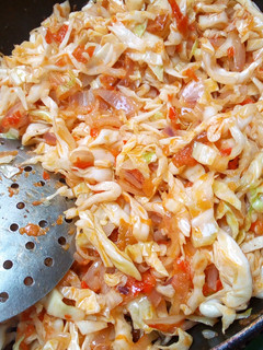 A picture of Cabbage sauce.