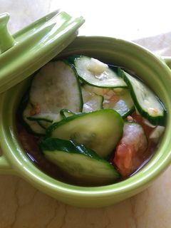 涼拌蕃茄小黃瓜 的食譜成品照片