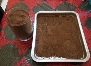 Una foto de Dos formas de preparar cacao en polvo