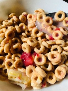 A picture of Nutriboost Strawberry Cheerios Breakfast Cereal idea.