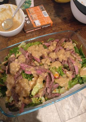 A picture of Flank steak salad.