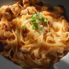 A picture of Chicken tagliatelle.