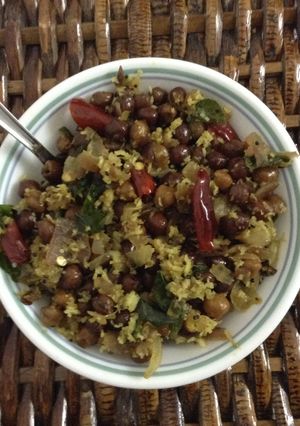 A picture of Sundal/ black channa snack/ black chickpea snack.