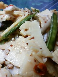 A picture of Garlic Mustard Stir-Fried Bamboo Shoots.