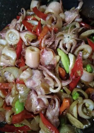 Foto resep Oseng cumi asin pete