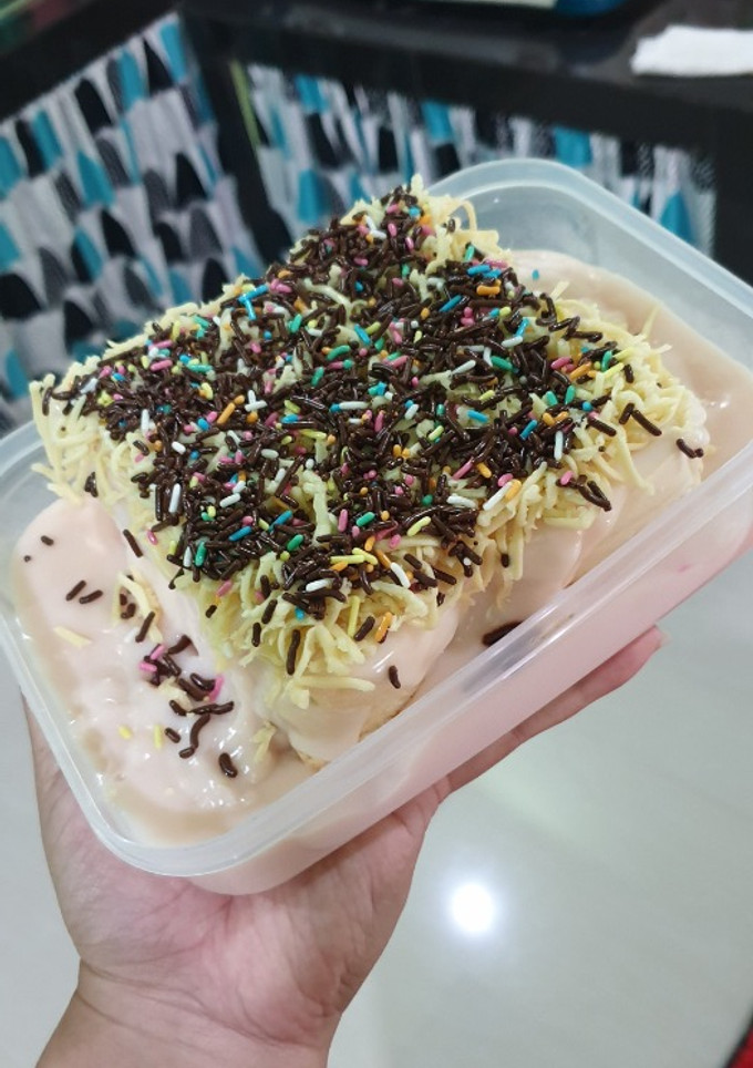 Foto resep Stuff roti vla strawberry