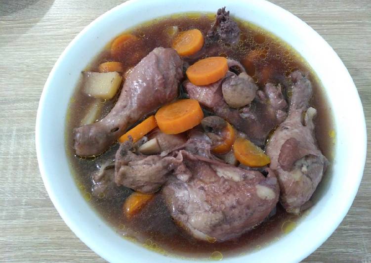 Recipe of Ultimate 红酒炖鸡 Stew Chicken with Red Wine