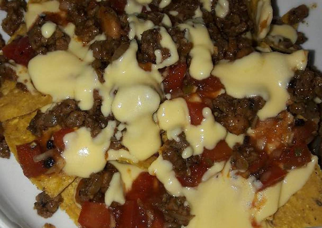 Cheesy Beef Nachos