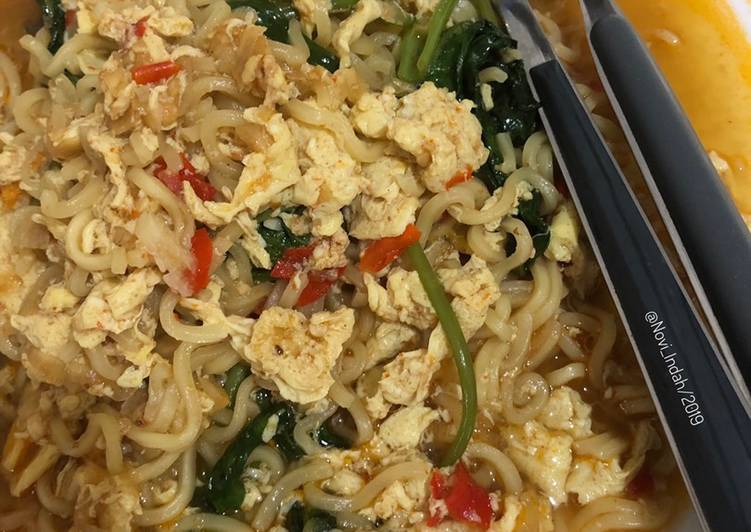 Mie Kuah Kangkung Belacan