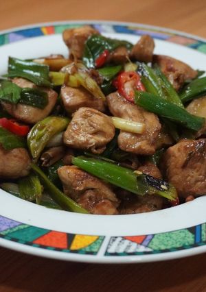 蔥爆雞丁 的食譜成品照片