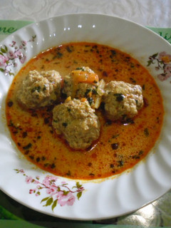 Tárkonyos húsgombócleves recept fotója